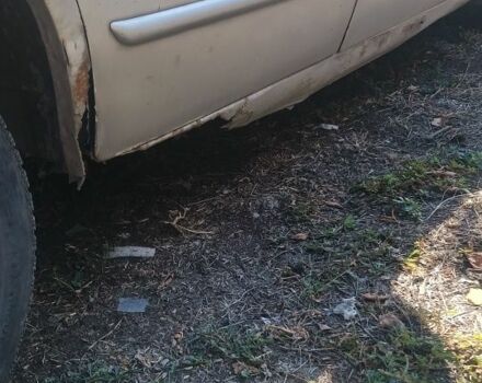 Серый Дэу Нубира, объемом двигателя 2 л и пробегом 290 тыс. км за 900 $, фото 5 на Automoto.ua