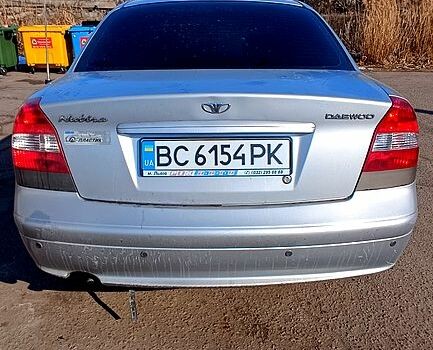 Серый Дэу Нубира, объемом двигателя 2 л и пробегом 270 тыс. км за 2750 $, фото 4 на Automoto.ua