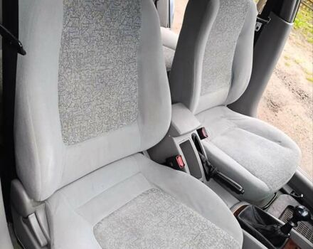 Сірий Деу Нубіра, об'ємом двигуна 2.02 л та пробігом 300 тис. км за 2500 $, фото 3 на Automoto.ua