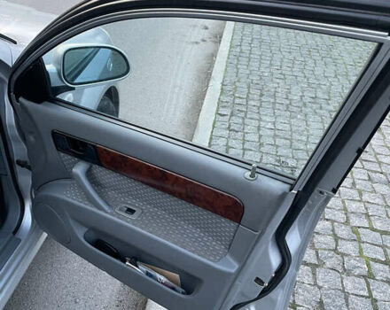 Серый Дэу Нубира, объемом двигателя 1.8 л и пробегом 198 тыс. км за 3700 $, фото 5 на Automoto.ua