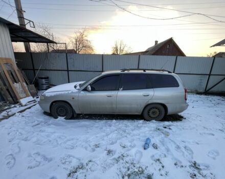 Серый Дэу Нубира, объемом двигателя 2 л и пробегом 312 тыс. км за 2200 $, фото 1 на Automoto.ua