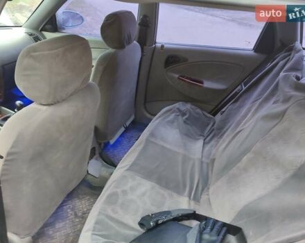 Серый Дэу Нубира, объемом двигателя 2 л и пробегом 200 тыс. км за 2300 $, фото 2 на Automoto.ua