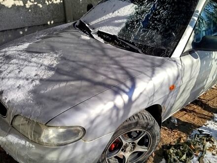 Дэу Нубира 1997 в Славянске на Automoto.ua Серый Дэу Нубира, объемом двигателя 1.6 л и пробегом 111 тыс. км за 1300 $, фото 1 на Automoto.ua