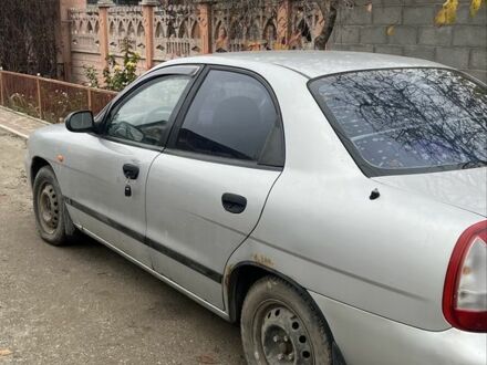 Серый Дэу Нубира, объемом двигателя 1.6 л и пробегом 298 тыс. км за 1800 $, фото 1 на Automoto.ua