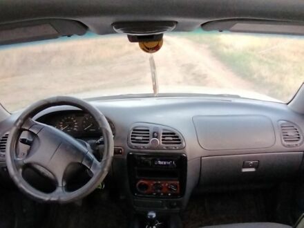 Деу Нубіра 1998 у Краматорске на Automoto.ua Сірий Деу Нубіра, об'ємом двигуна 1.6 л та пробігом 1 тис. км за 1091 $, фото 1 на Automoto.ua