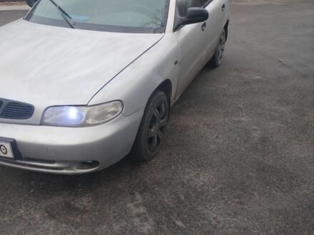 Серый Дэу Нубира, объемом двигателя 1.6 л и пробегом 321 тыс. км за 1183 $, фото 1 на Automoto.ua