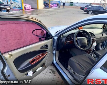 Серый Дэу Нубира, объемом двигателя 2 л и пробегом 350 тыс. км за 1850 $, фото 1 на Automoto.ua