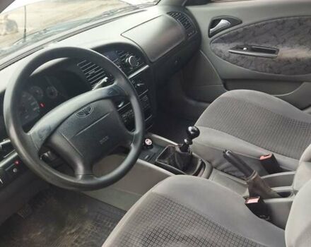 Серый Дэу Нубира, объемом двигателя 1.6 л и пробегом 198 тыс. км за 2100 $, фото 1 на Automoto.ua