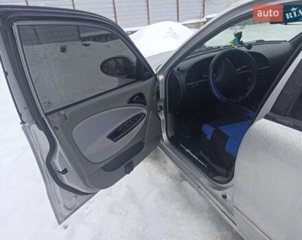 Серый Дэу Нубира, объемом двигателя 1.6 л и пробегом 400 тыс. км за 2400 $, фото 1 на Automoto.ua