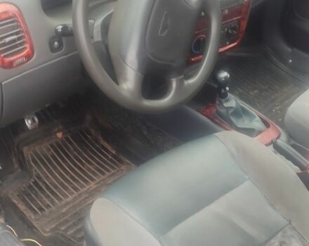 Синій Деу Нубіра, об'ємом двигуна 1.6 л та пробігом 203 тис. км за 950 $, фото 2 на Automoto.ua