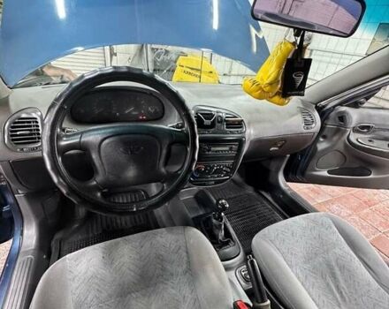 Синий Дэу Нубира, объемом двигателя 1.6 л и пробегом 268 тыс. км за 2400 $, фото 1 на Automoto.ua