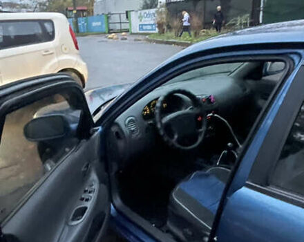 Синій Деу Нубіра, об'ємом двигуна 1.6 л та пробігом 256 тис. км за 1750 $, фото 5 на Automoto.ua