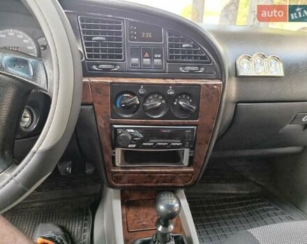 Синій Деу Нубіра, об'ємом двигуна 2 л та пробігом 180 тис. км за 3000 $, фото 22 на Automoto.ua