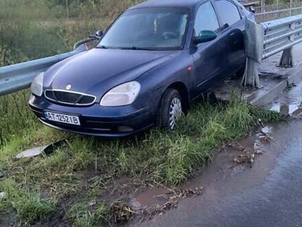 Дэу Нубира 2002 в Рогатине на Automoto.ua Синий Дэу Нубира, объемом двигателя 2 л и пробегом 220 тыс. км за 839 $, фото 1 на Automoto.ua