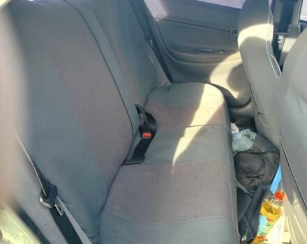 Зеленый Дэу Нубира, объемом двигателя 1.6 л и пробегом 168 тыс. км за 1500 $, фото 5 на Automoto.ua