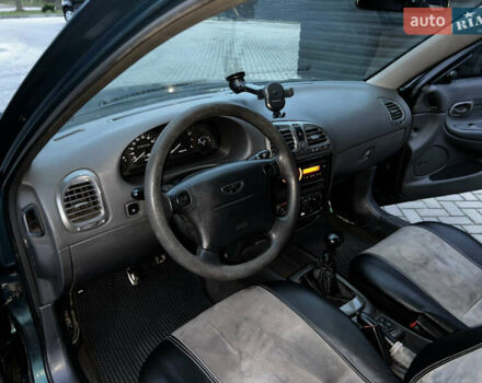 Зеленый Дэу Нубира, объемом двигателя 1.6 л и пробегом 250 тыс. км за 1200 $, фото 4 на Automoto.ua