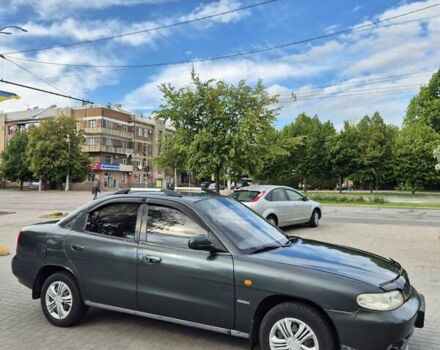 Зеленый Дэу Нубира, объемом двигателя 2 л и пробегом 220 тыс. км за 2200 $, фото 1 на Automoto.ua