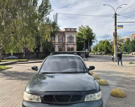 Зеленый Дэу Нубира, объемом двигателя 2 л и пробегом 220 тыс. км за 2200 $, фото 2 на Automoto.ua