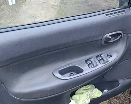 Зеленый Дэу Нубира, объемом двигателя 1.6 л и пробегом 375 тыс. км за 1200 $, фото 10 на Automoto.ua