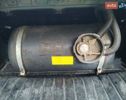 Деу Нубіра 1998 у Кременчуге на Automoto.ua Зелений Деу Нубіра, об'ємом двигуна 1.6 л та пробігом 345 тис. км за 1200 $, фото 1 на Automoto.ua