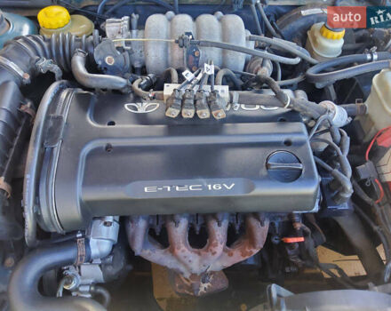 Зеленый Дэу Нубира, объемом двигателя 1.6 л и пробегом 255 тыс. км за 1800 $, фото 15 на Automoto.ua