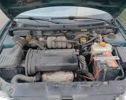 Зеленый Дэу Нубира, объемом двигателя 1.6 л и пробегом 282 тыс. км за 950 $, фото 7 на Automoto.ua