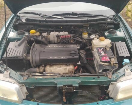 Зеленый Дэу Нубира, объемом двигателя 1.6 л и пробегом 340 тыс. км за 1500 $, фото 5 на Automoto.ua