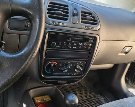 Зеленый Дэу Нубира, объемом двигателя 1.6 л и пробегом 131 тыс. км за 1500 $, фото 12 на Automoto.ua