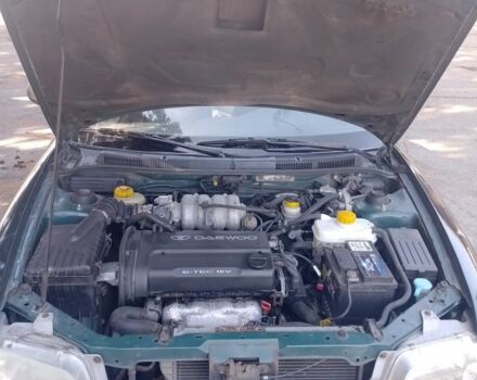 Зеленый Дэу Нубира, объемом двигателя 1.6 л и пробегом 230 тыс. км за 1999 $, фото 6 на Automoto.ua