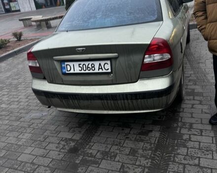 Зеленый Дэу Нубира, объемом двигателя 2 л и пробегом 317 тыс. км за 1800 $, фото 4 на Automoto.ua