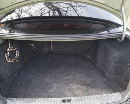 Деу Нубіра 2003 у Сумах на Automoto.ua Зелений Деу Нубіра, об'ємом двигуна 2 л та пробігом 3 тис. км за 3000 $, фото 5 на Automoto.ua