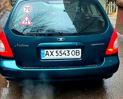 Зеленый Дэу Нубира, объемом двигателя 2 л и пробегом 240 тыс. км за 2000 $, фото 1 на Automoto.ua