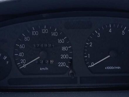 Зеленый Дэу Нубира, объемом двигателя 1.6 л и пробегом 375 тыс. км за 1200 $, фото 1 на Automoto.ua