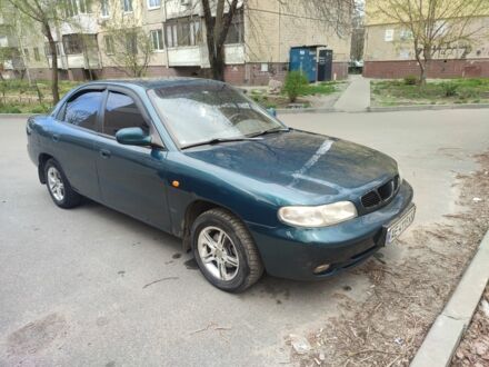Дэу Нубира 1998 в Днепре (Днепропетровске) на Automoto.ua Зеленый Дэу Нубира, объемом двигателя 1.5 л и пробегом 263 тыс. км за 2200 $, фото 1 на Automoto.ua