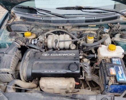 Зеленый Дэу Нубира, объемом двигателя 1.6 л и пробегом 363 тыс. км за 500 $, фото 1 на Automoto.ua