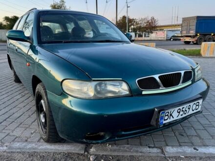 Дэу Нубира 1998 в Одессе на Automoto.ua Зеленый Дэу Нубира, объемом двигателя 1.6 л и пробегом 248 тыс. км за 1100 $, фото 1 на Automoto.ua