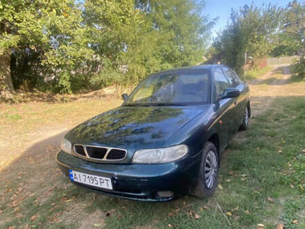 Зеленый Дэу Нубира, объемом двигателя 1.6 л и пробегом 350 тыс. км за 1300 $, фото 1 на Automoto.ua