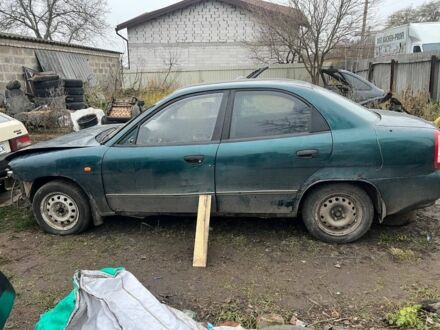 Зеленый Дэу Нубира, объемом двигателя 0 л и пробегом 130 тыс. км за 400 $, фото 1 на Automoto.ua