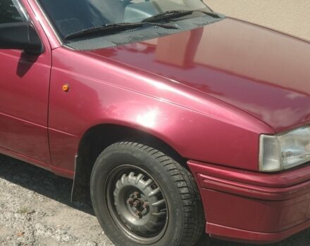 Дэу Рейсер 1996 в Киеве на Automoto.ua Красный Дэу Рейсер, объемом двигателя 1.5 л и пробегом 230 тыс. км за 1300 $, фото 2 на Automoto.ua