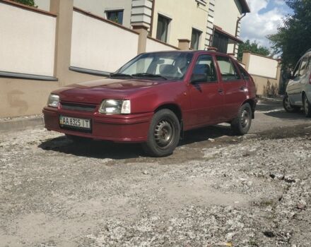 Дэу Рейсер 1996 в Киеве на Automoto.ua Красный Дэу Рейсер, объемом двигателя 1.5 л и пробегом 230 тыс. км за 1300 $, фото 1 на Automoto.ua