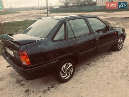 Дэу Рейсер 1994 в Шумск на Automoto.ua Синий Дэу Рейсер, объемом двигателя 1.5 л и пробегом 250 тыс. км за 699 $, фото 1 на Automoto.ua