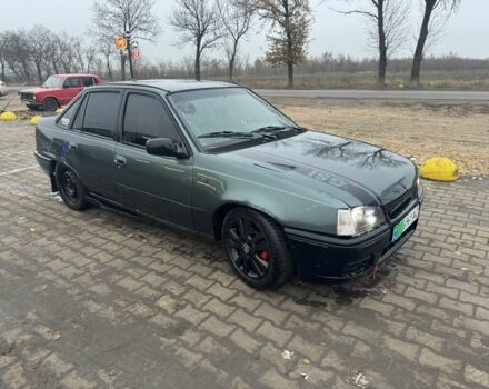 Зеленый Дэу Рейсер, объемом двигателя 1.5 л и пробегом 120 тыс. км за 1476 $, фото 2 на Automoto.ua