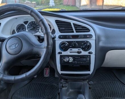 Дэу Сенс 1998 в Шепетовке на Automoto.ua Белый Дэу Сенс, объемом двигателя 1.5 л и пробегом 149 тыс. км за 1000 $, фото 7 на Automoto.ua
