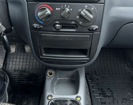 Белый Дэу Сенс, объемом двигателя 1.5 л и пробегом 280 тыс. км за 2300 $, фото 15 на Automoto.ua