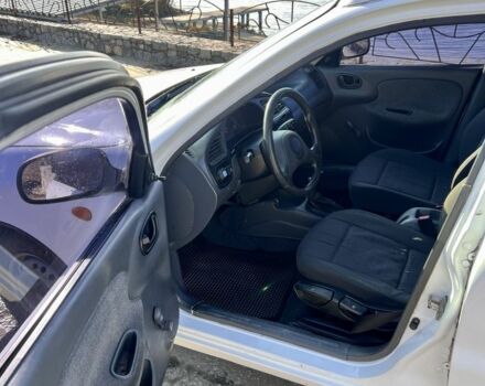 Белый Дэу Сенс, объемом двигателя 1.5 л и пробегом 368 тыс. км за 2200 $, фото 7 на Automoto.ua