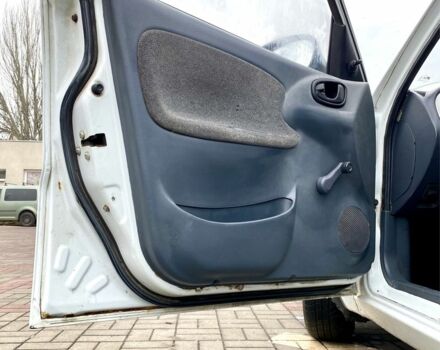 Белый Дэу Сенс, объемом двигателя 1.5 л и пробегом 238 тыс. км за 2000 $, фото 15 на Automoto.ua