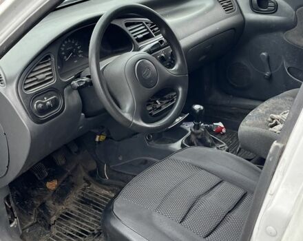 Белый Дэу Сенс, объемом двигателя 1.5 л и пробегом 252 тыс. км за 600 $, фото 5 на Automoto.ua