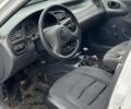 Белый Дэу Сенс, объемом двигателя 1.5 л и пробегом 252 тыс. км за 600 $, фото 5 на Automoto.ua
