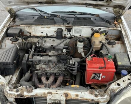 Белый Дэу Сенс, объемом двигателя 1.5 л и пробегом 252 тыс. км за 600 $, фото 7 на Automoto.ua