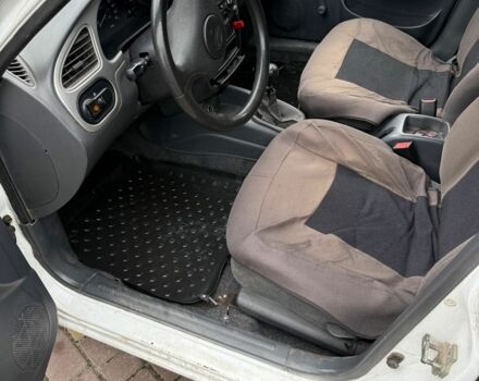 Белый Дэу Сенс, объемом двигателя 1.5 л и пробегом 290 тыс. км за 2100 $, фото 7 на Automoto.ua